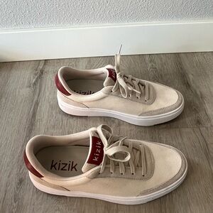 Kizik Women’s 7.5 Prague in Crème Brûlée